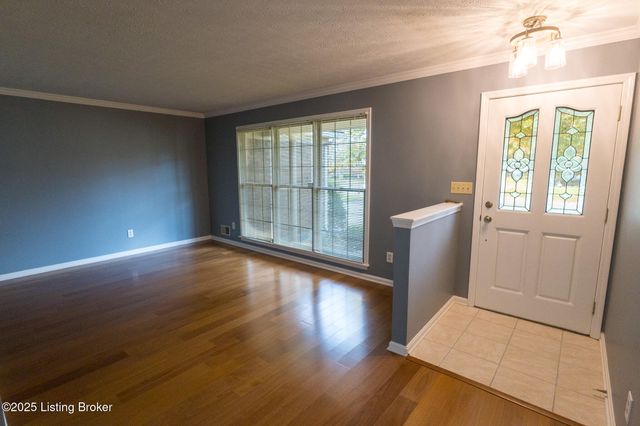 7209 Old N Church Rd, Louisville, KY 40214