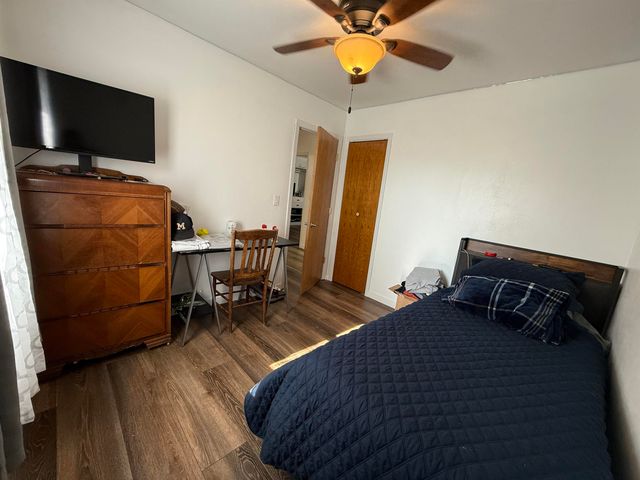 3301 SE 1st St, Minot, ND 58701