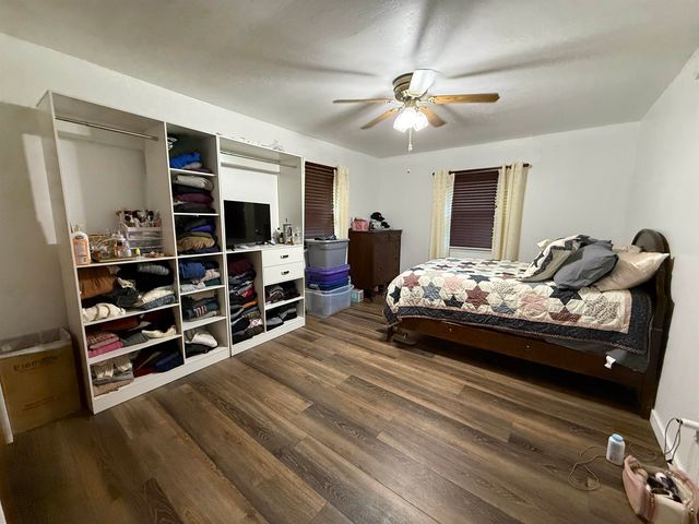 3301 SE 1st St, Minot, ND 58701