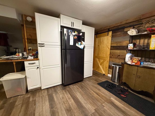 3301 SE 1st St, Minot, ND 58701