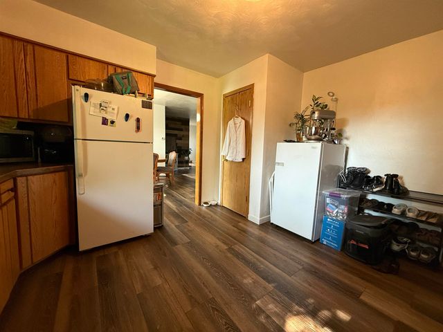 3301 SE 1st St, Minot, ND 58701