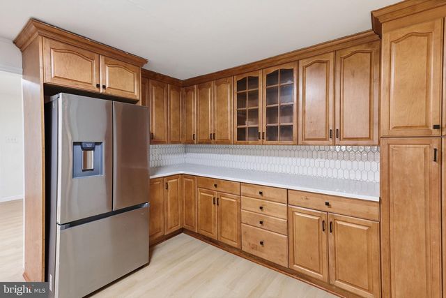 10 E DARTMOUTH RD, Pennsville, NJ 08070