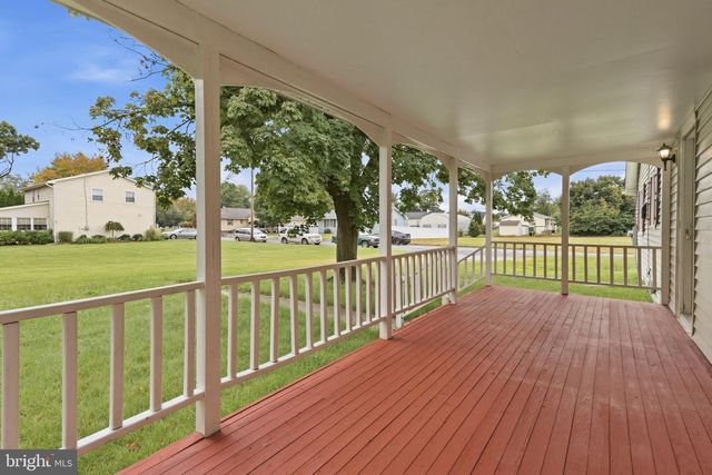 10 E DARTMOUTH RD, Pennsville, NJ 08070