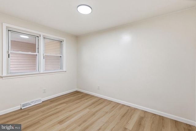 10 E DARTMOUTH RD, Pennsville, NJ 08070