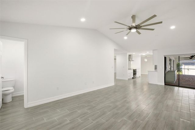 176 N WATERWAY DRIVE NW, Port Charlotte, FL 33952