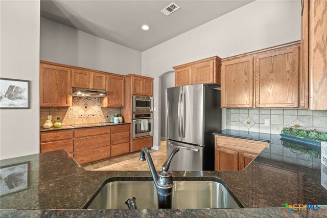 1957 Grandview Drive, Salado, TX 76571
