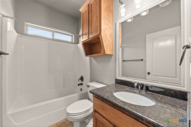1957 Grandview Drive, Salado, TX 76571