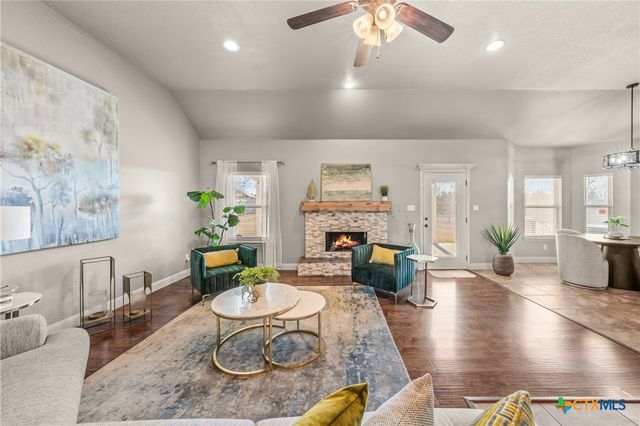 1957 Grandview Drive, Salado, TX 76571