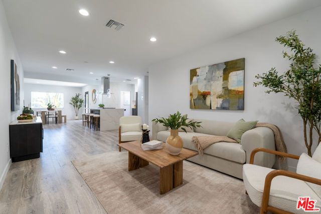 6160 Shoshone Avenue, Los Angeles, CA 91316