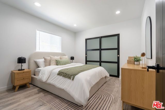 6160 Shoshone Avenue, Los Angeles, CA 91316