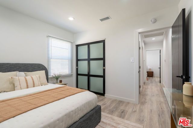 6160 Shoshone Avenue, Los Angeles, CA 91316