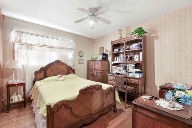 7843 Jackson Avenue, Munster, IN 46321