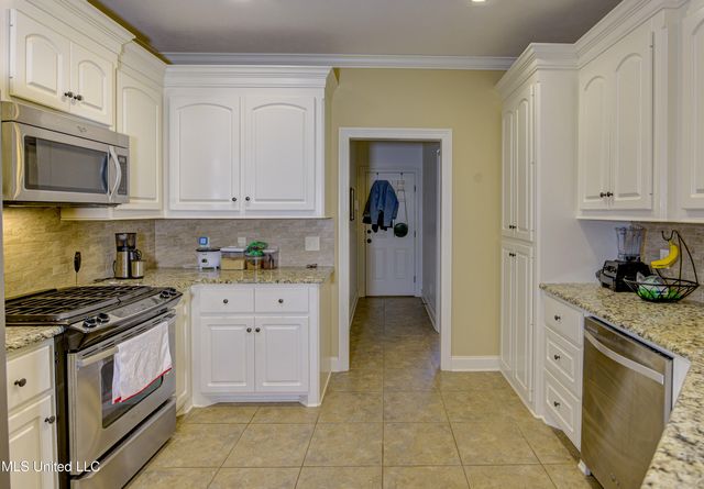 127 Rockbridge Crossing, Clinton, MS 39056