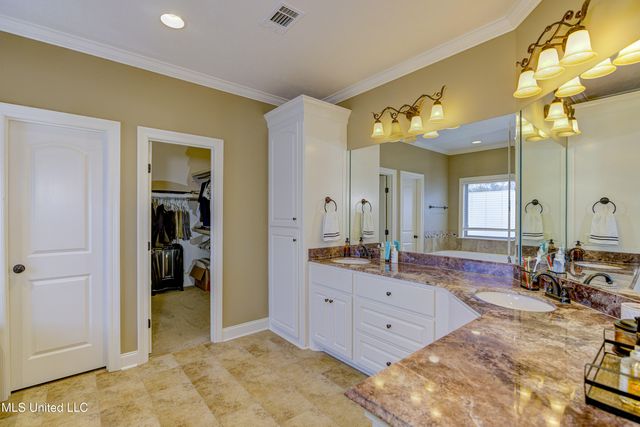 127 Rockbridge Crossing, Clinton, MS 39056