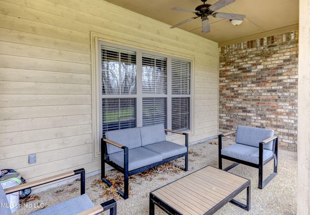 127 Rockbridge Crossing, Clinton, MS 39056