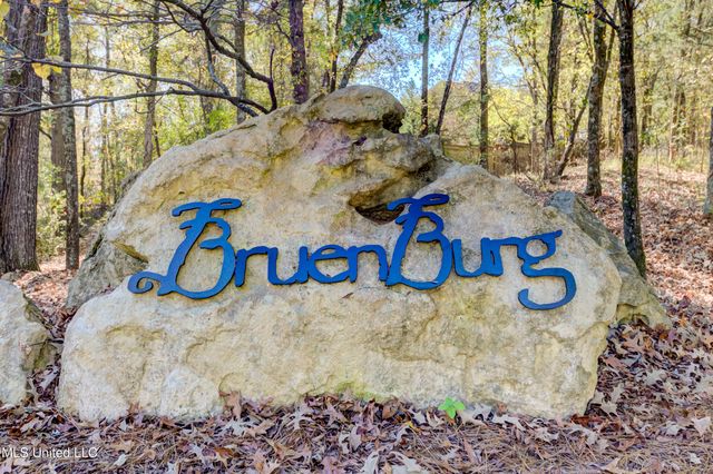 127 Rockbridge Crossing, Clinton, MS 39056