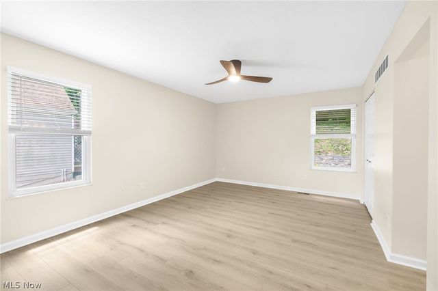 1216 Waldo Way, Twinsburg, OH 44087