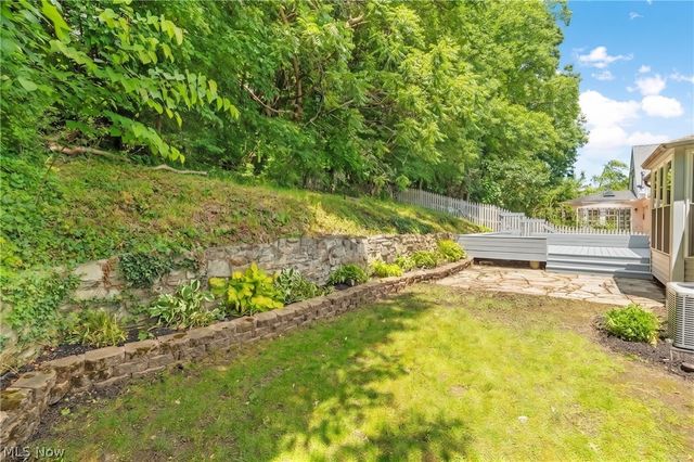 1216 Waldo Way, Twinsburg, OH 44087
