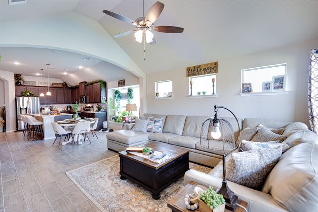 744 Sandy Chip Trail, Fort Worth, TX 76108