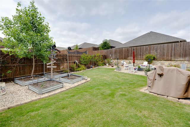 744 Sandy Chip Trail, Fort Worth, TX 76108