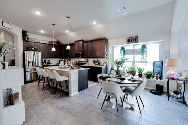 744 Sandy Chip Trail, Fort Worth, TX 76108