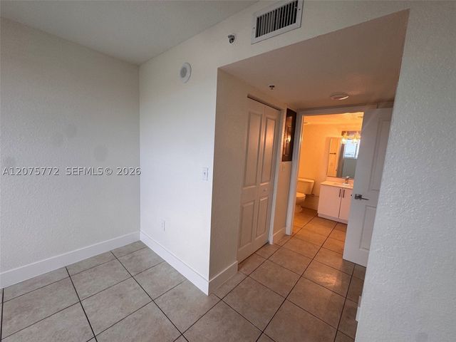 7901 NW 7th Ave 1111, Miami, FL 33150