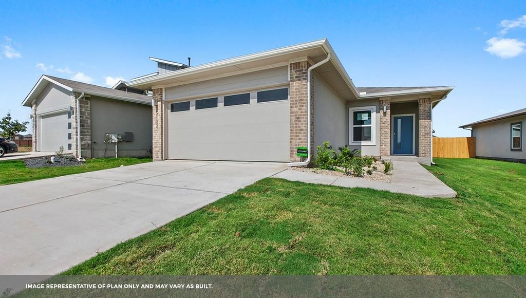 8519 Faded Denim DR, Mustang Ridge, TX 78610
