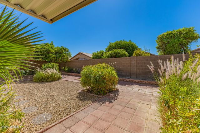 10523 W MOHAWK Lane, Peoria, AZ 85382