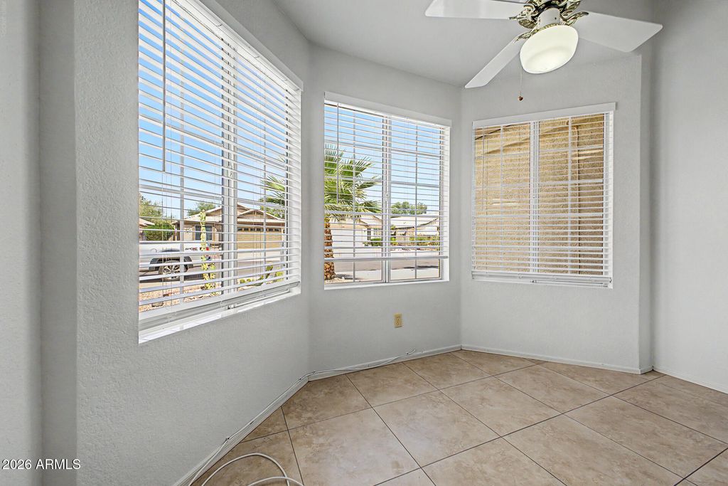 10523 W MOHAWK Lane, Peoria, AZ 85382 — photo 3