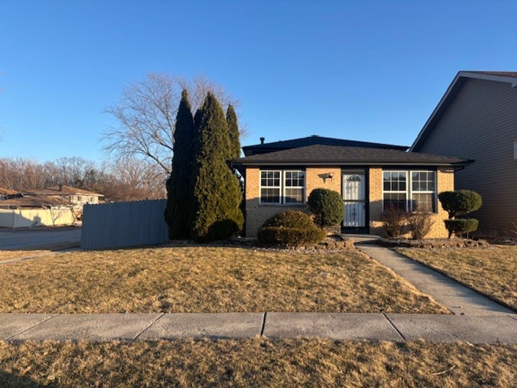 18143 IDLEWILD Drive, Country Club Hills, IL 60478