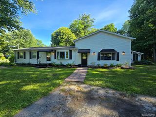 1559 Sturdevant Road, Kimball Township, MI 48074