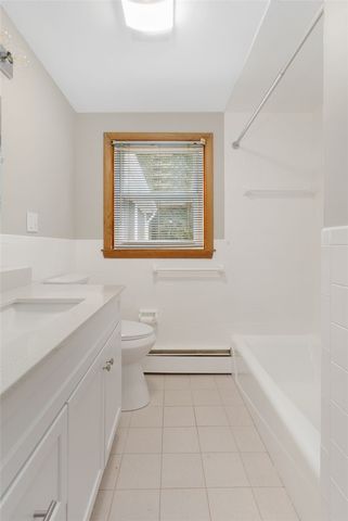 18 Laurel Lane, Lincoln, RI 02865