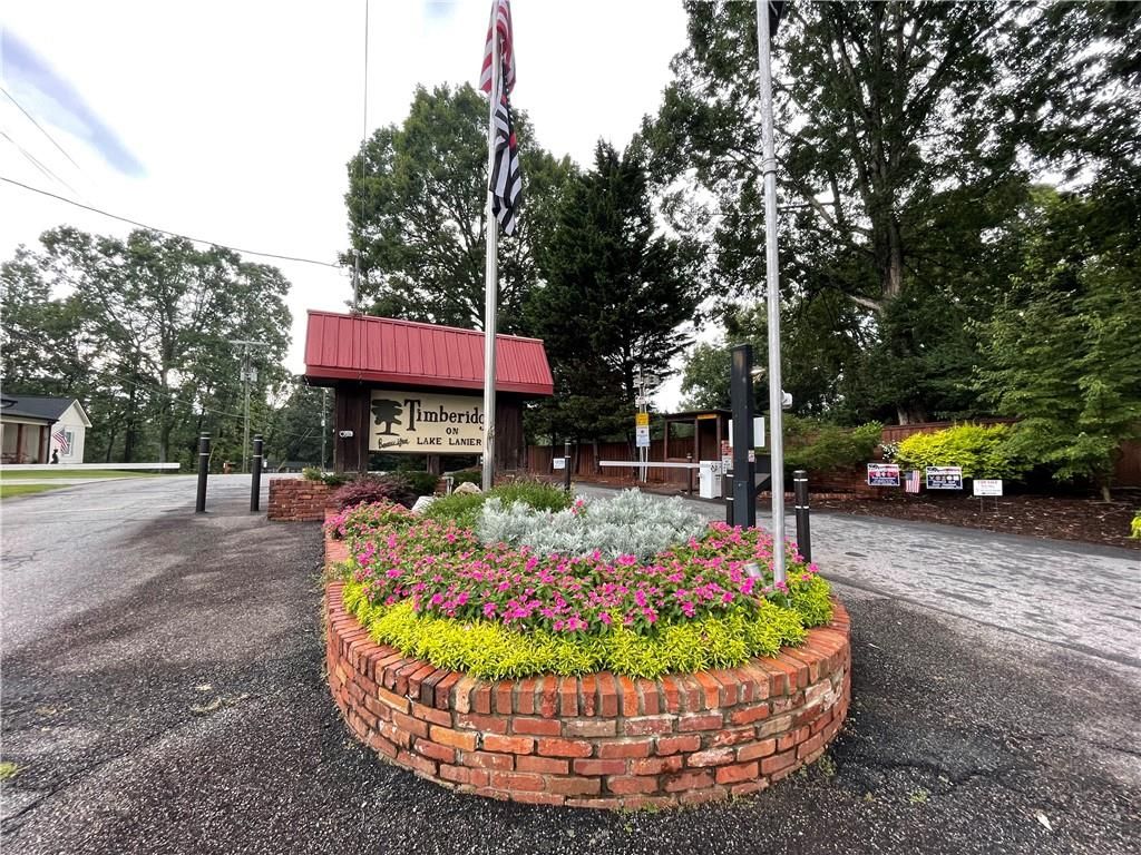 6220 Eagle Court, Gainesville, GA 30506