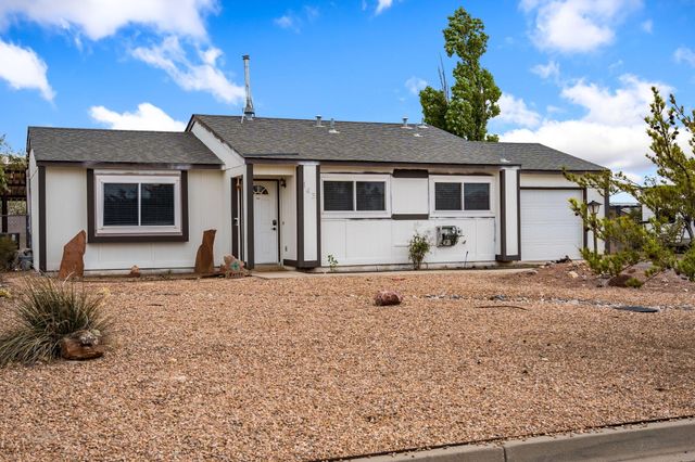 143 Pecos Loop SE, Rio Rancho, NM 87124