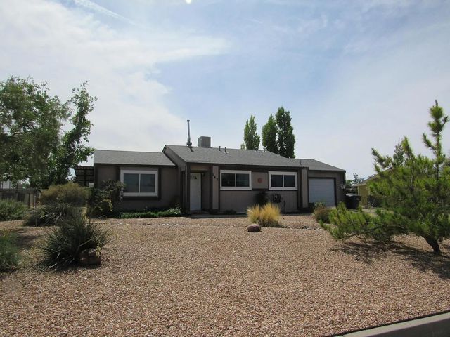 143 Pecos Loop SE, Rio Rancho, NM 87124