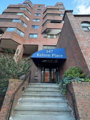 147 Kelton 305, Boston, MA 02134