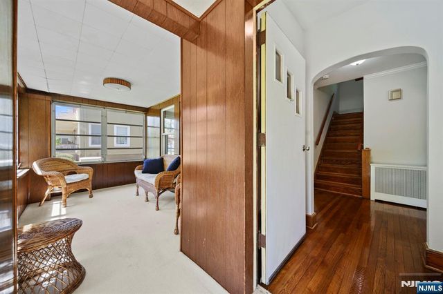 35 Mulder Lane, Midland Park, NJ 07432