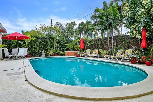1250 Arthur Street, Hollywood, FL 33019