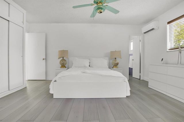 1250 Arthur Street, Hollywood, FL 33019