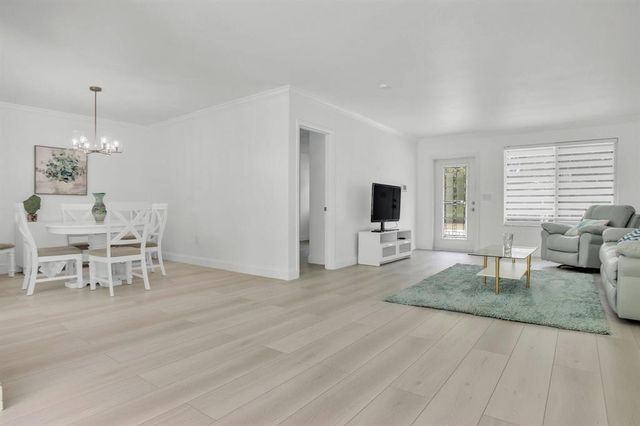 1250 Arthur Street, Hollywood, FL 33019