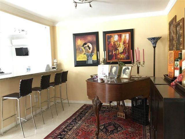 1250 Arthur Street, Hollywood, FL 33019