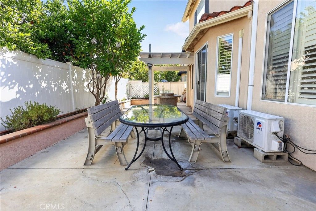 29 Pembroke, Irvine, CA 92618 — photo 4