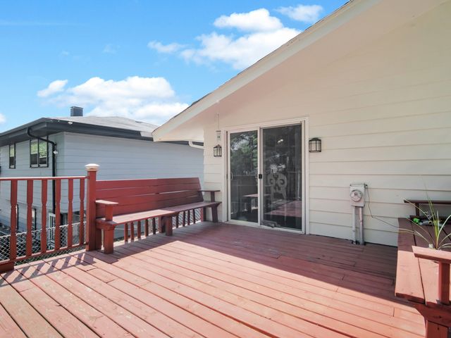 18 E 155th Place, South Holland, IL 60473