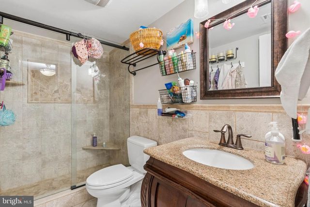 2716 HILLSIDE CT, Ijamsville, MD 21754