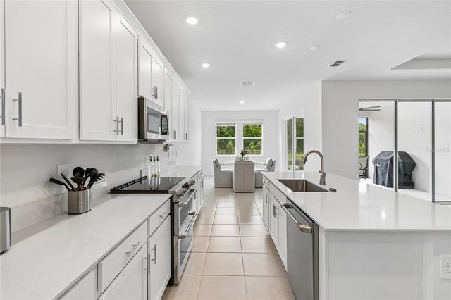 5352 DAGENHAM DRIVE, Davenport, FL 33837