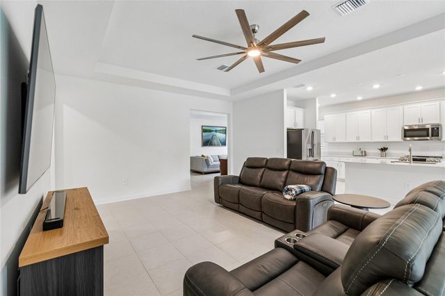 5352 DAGENHAM DRIVE, Davenport, FL 33837