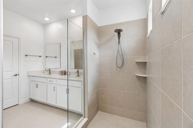 5352 DAGENHAM DRIVE, Davenport, FL 33837