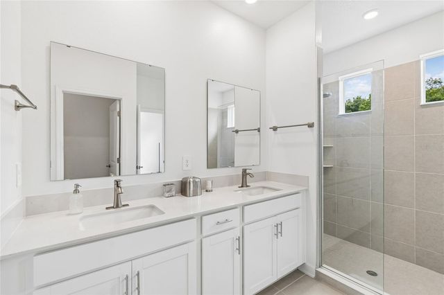 5352 DAGENHAM DRIVE, Davenport, FL 33837