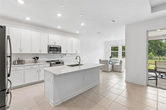 5352 DAGENHAM DRIVE, Davenport, FL 33837