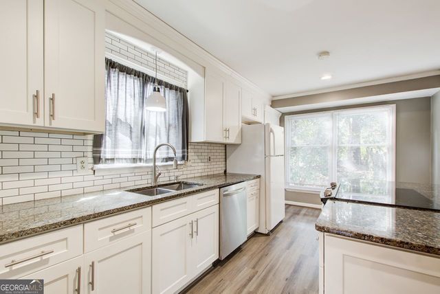 859 Candy Lane SW, Marietta, GA 30068